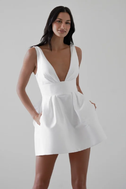 By Watters Little White Dress Muffin 37326